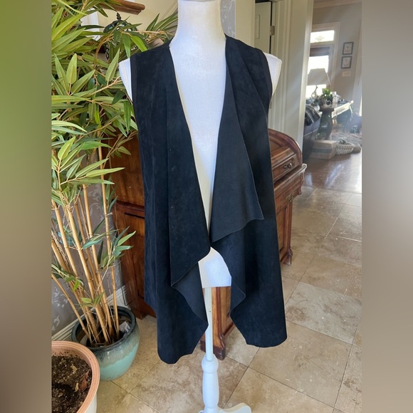 Calvin Klein ladies vest good condition small - Picture 4 of 6